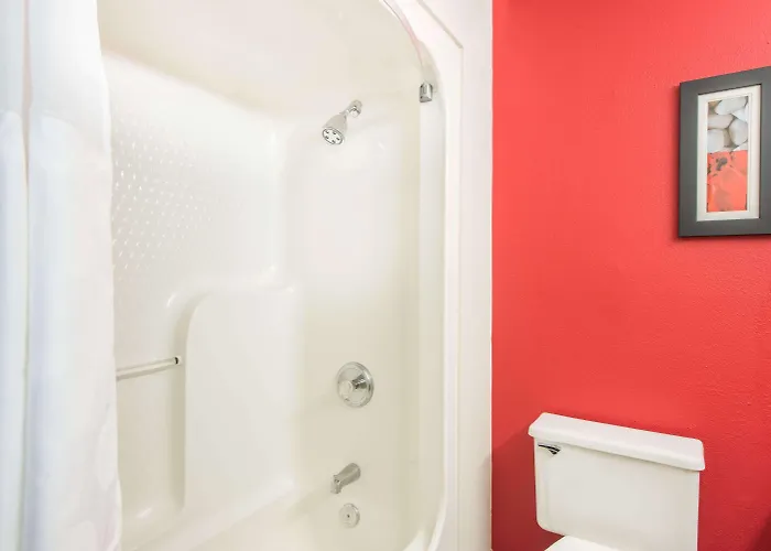 Ramada By Wyndham North Hotel 3*