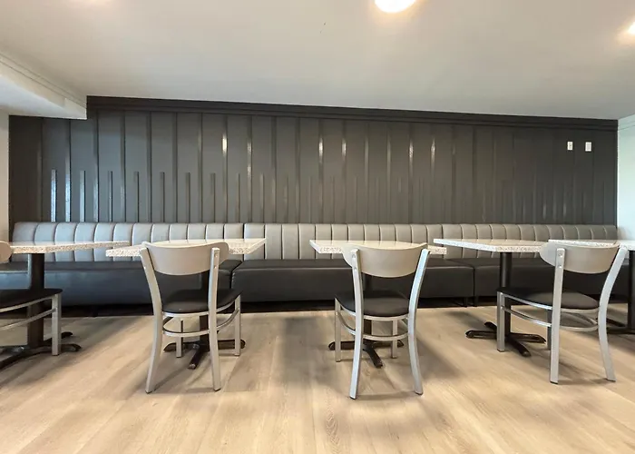 Ramada By Wyndham North Hotel 3*
