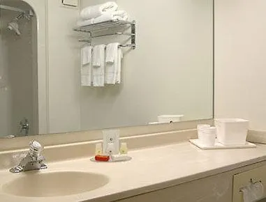 Ramada By Wyndham North Отель Спрингфилд