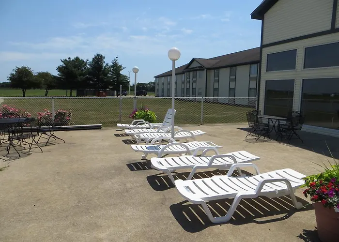 Ramada By Wyndham North Hotel Springfield